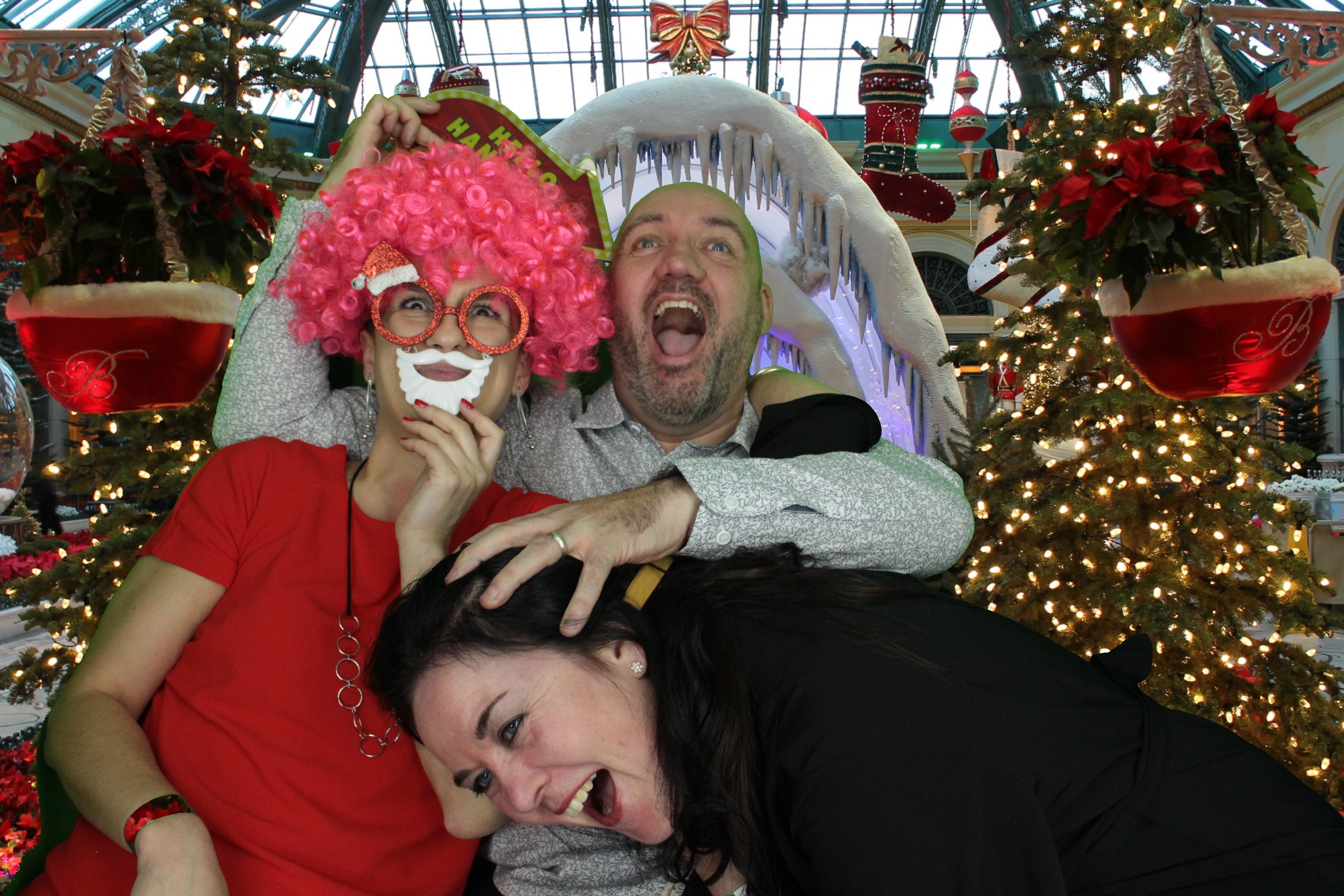 One Line Christmas Party | View more photos from the event at gallery.myphotoboothexperience.co.uk/u/MyPhotoBoothExperienceLtd/One-Line-Christmas-Party